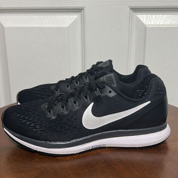 🔥 NIKE Air Zoom Pegasus 34 Running Shoe  Black/White - Women Sz 7 - EXCELLENT - Picture 6 of 15
